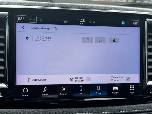 Certified 2025 Chrysler Pacifica Limited FWD image 32