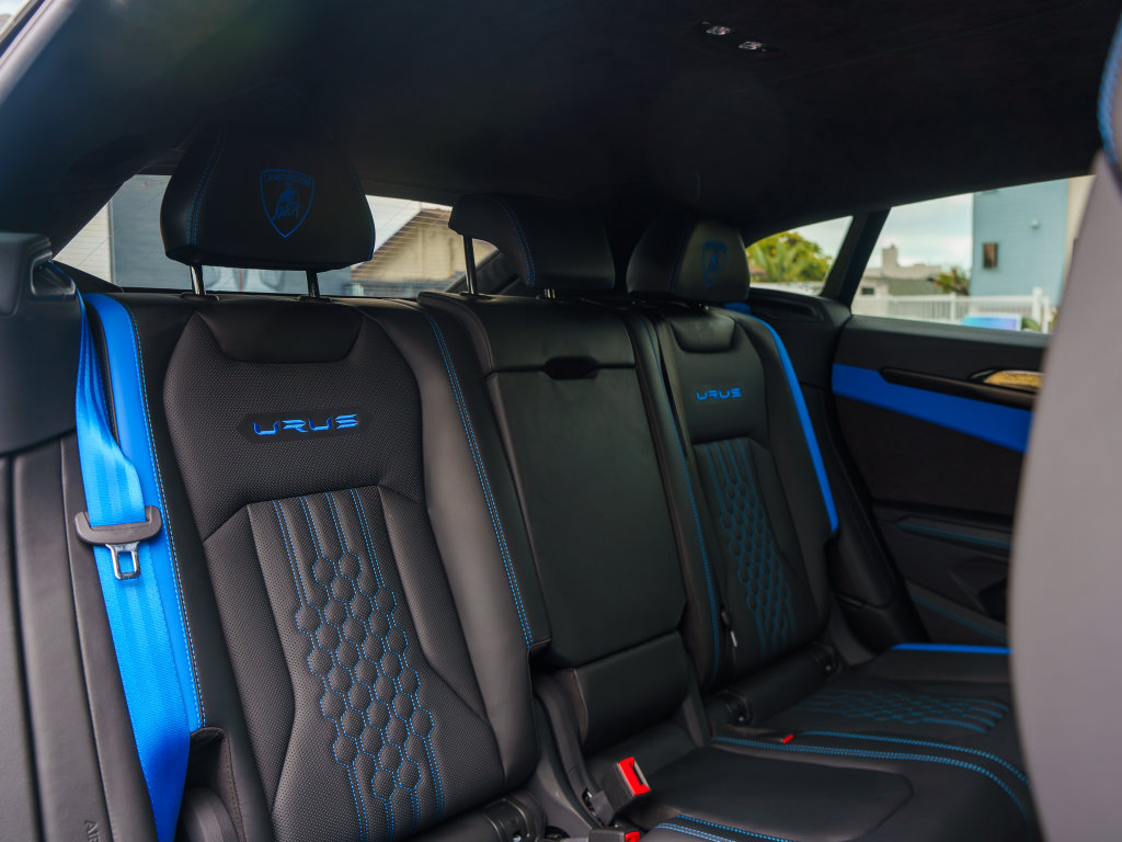 Used 2024 Lamborghini Urus S AWD/4WD image 26
