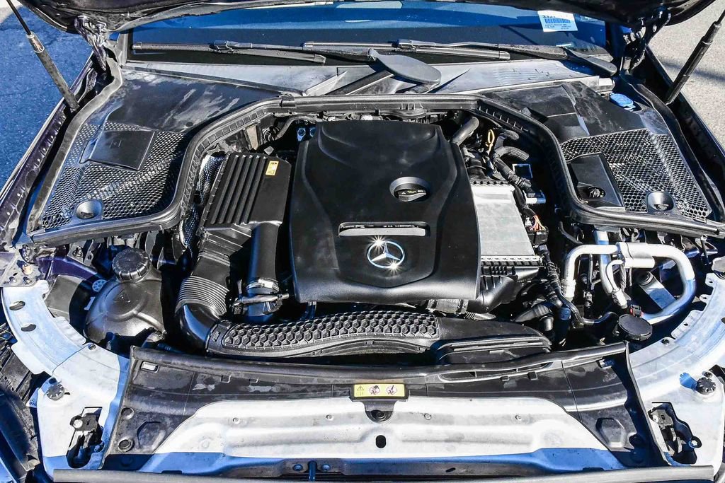 Used 2018 Mercedes-Benz C 300 Sedan image 30