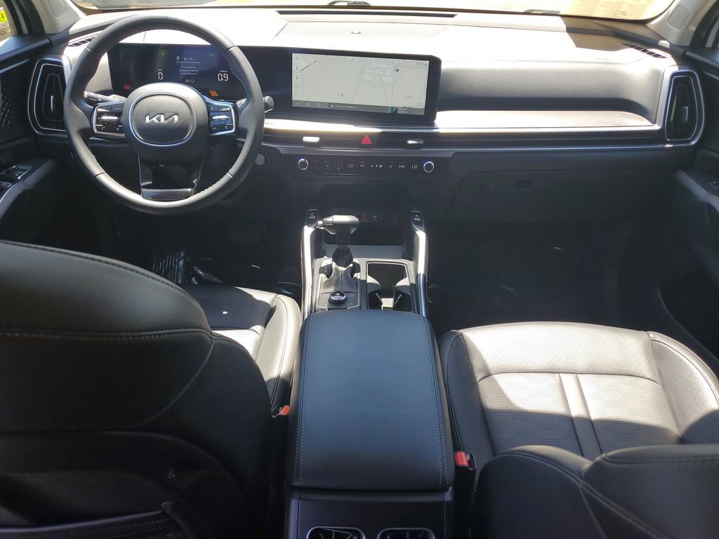 Used 2024 Kia Sorento S AWD/4WD image 11