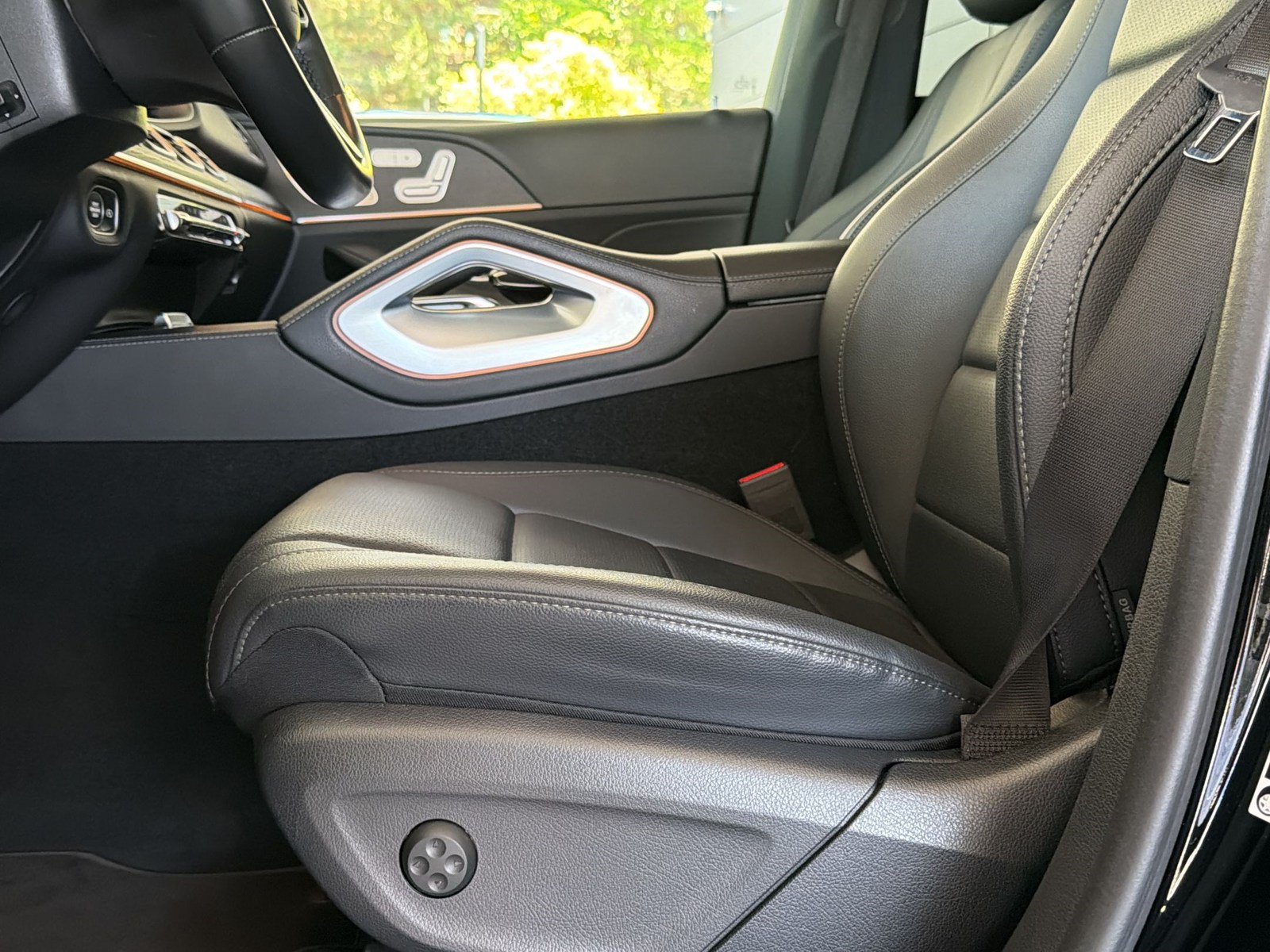 Used 2022 Mercedes-Benz GLE 350 4MATIC image 15
