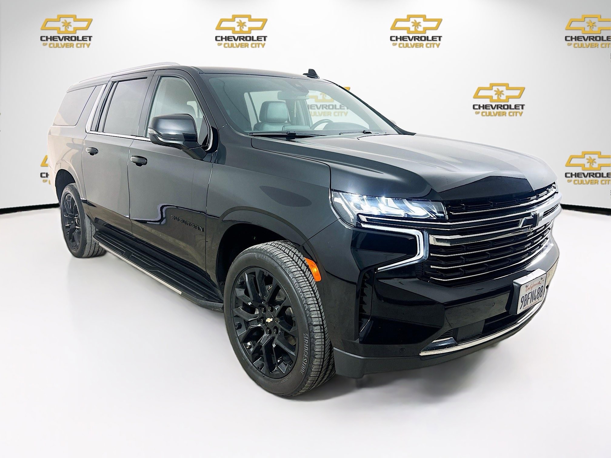 Used 2022 Chevrolet Suburban LT w/ Luxury Package