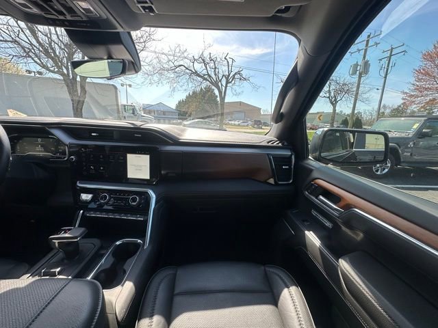 Used 2023 GMC Sierra 1500 Denali w/ Denali Reserve Package AWD/4WD image 31