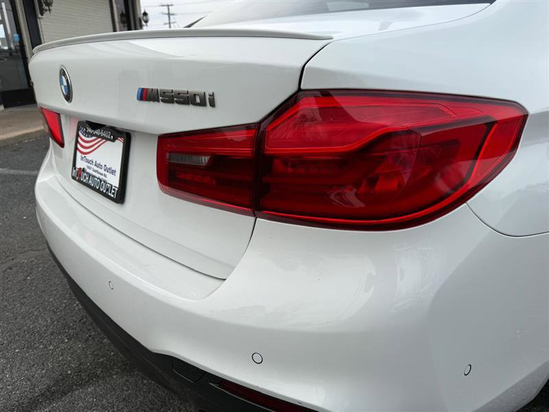 Used 2018 BMW M550i xDrive M550i AWD w/EXECUTIVE & DRIVE image 10