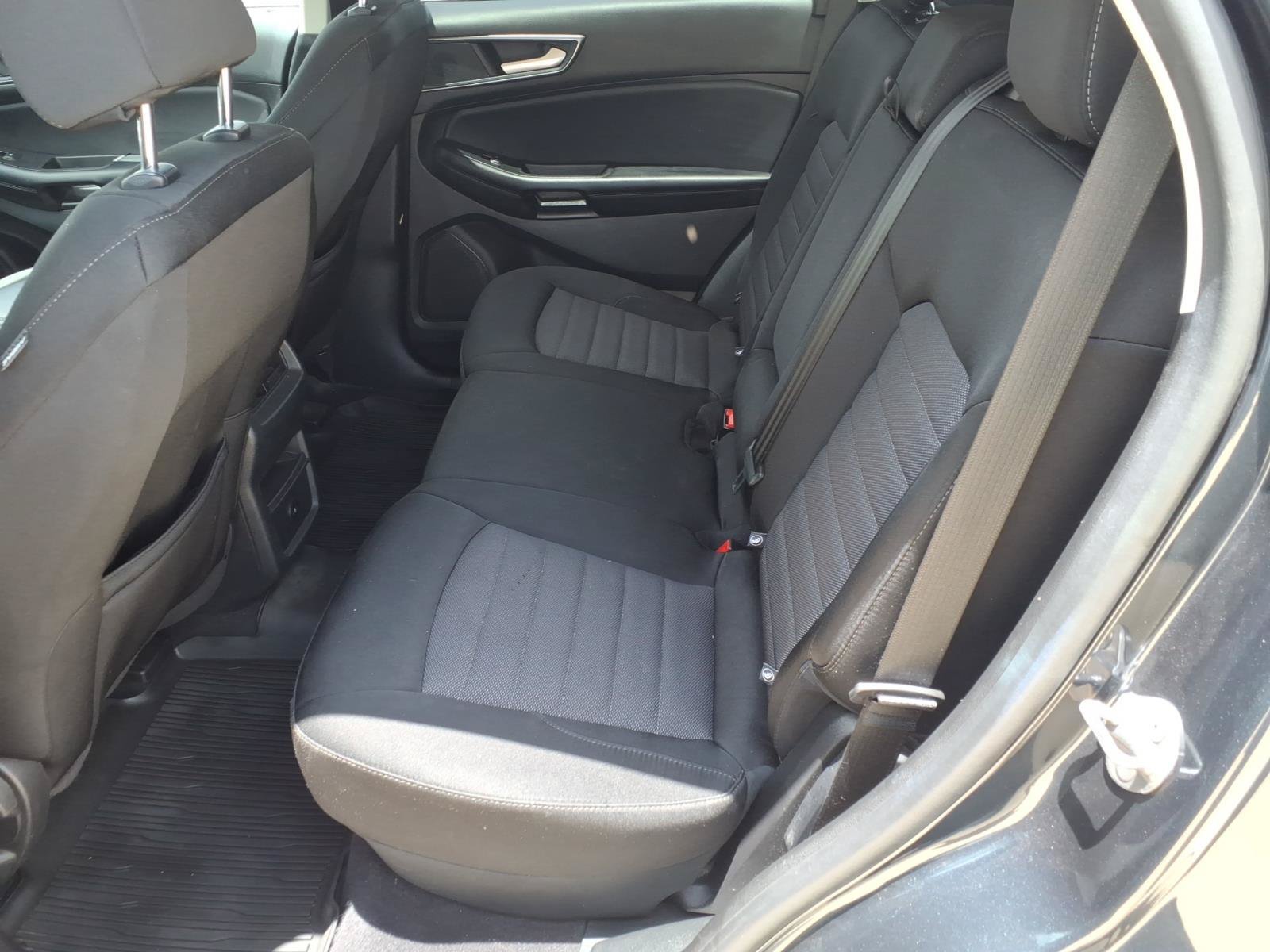 Used 2024 Ford Edge SE AWD/4WD image 14