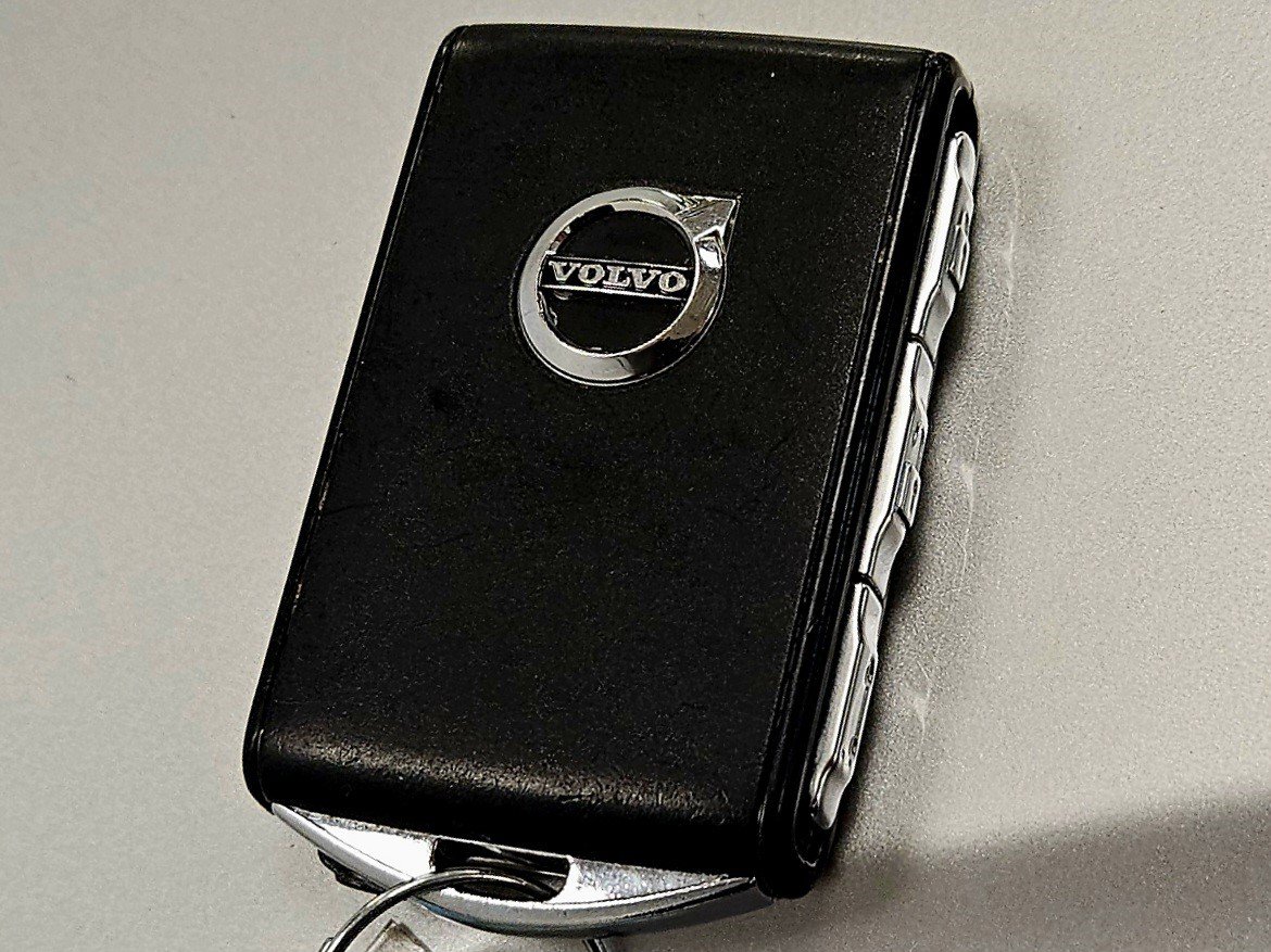 Used 2021 Volvo XC90 T6 Momentum w/ Protection Package Premier image 44