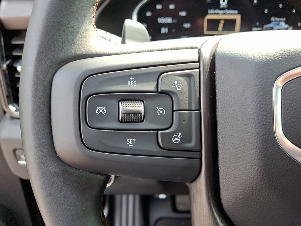 Used 2025 GMC Sierra 1500 AT4 w/ Technology Package AWD/4WD image 23