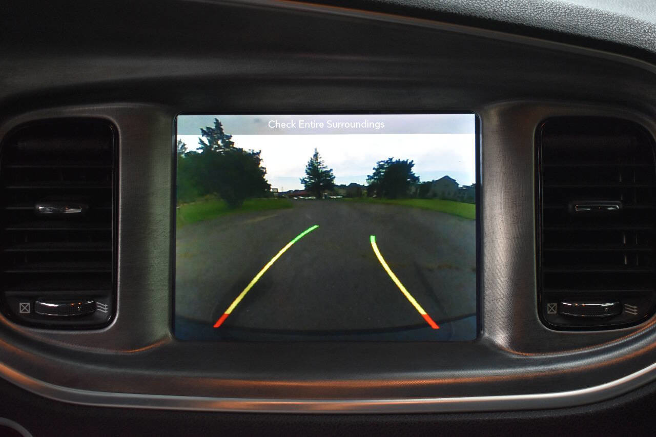 Used 2018 Dodge Charger R/T image 28