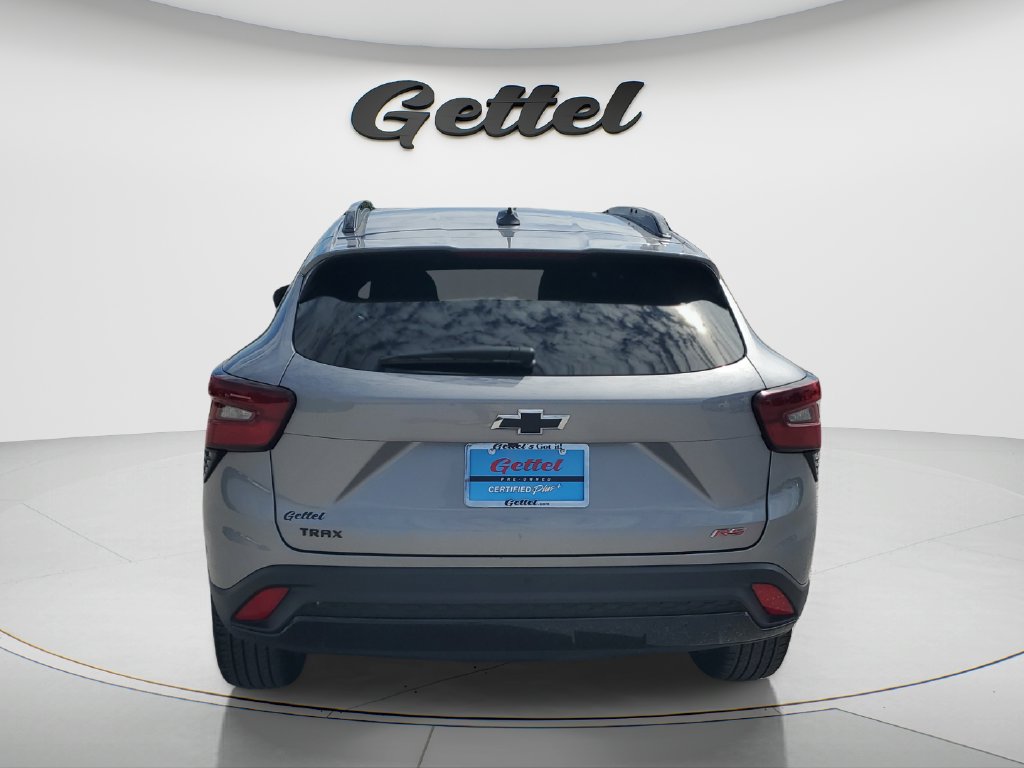 Used 2025 Chevrolet Trax RS w/ Driver Confidence Package FWD image 6