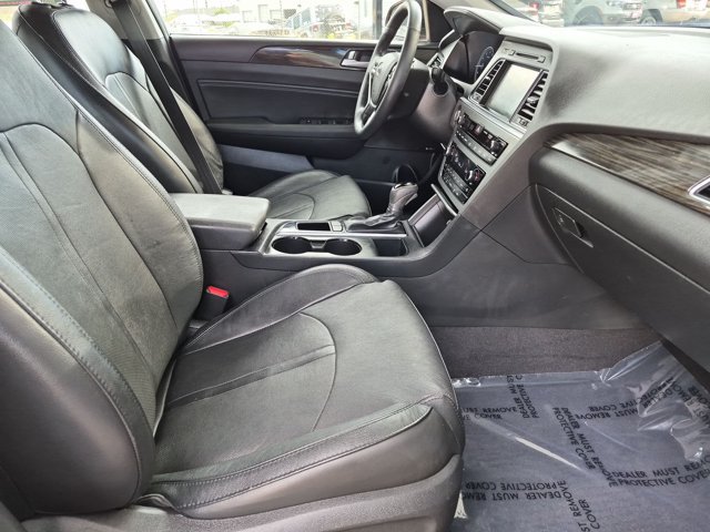Used 2016 Hyundai Sonata Limited w/ Option Group 04 FWD image 27