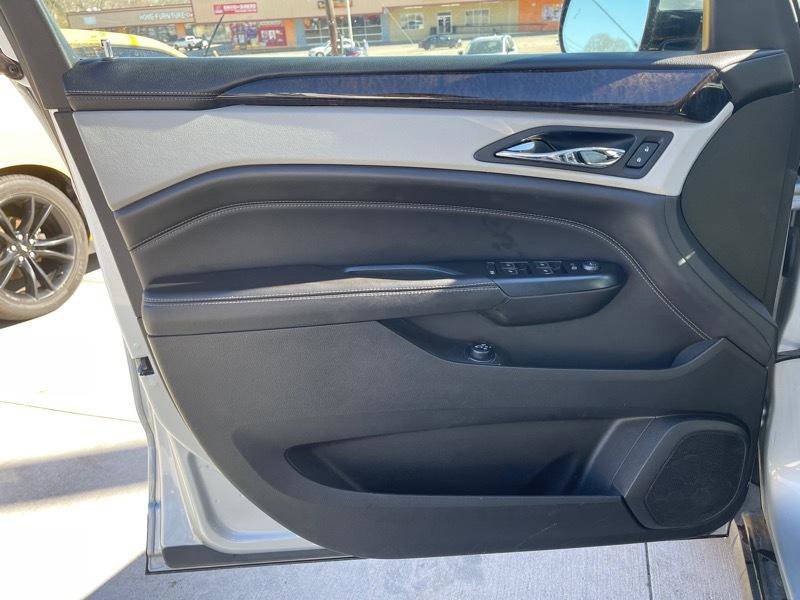 Used 2015 Cadillac SRX Luxury FWD image 9