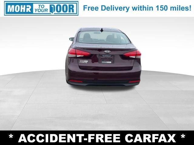 Used 2017 Kia Forte LX image 4