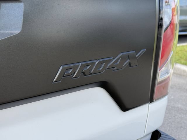 Used 2021 Nissan Titan PRO-4X w/ Pro-4x Convenience Package AWD/4WD image 11