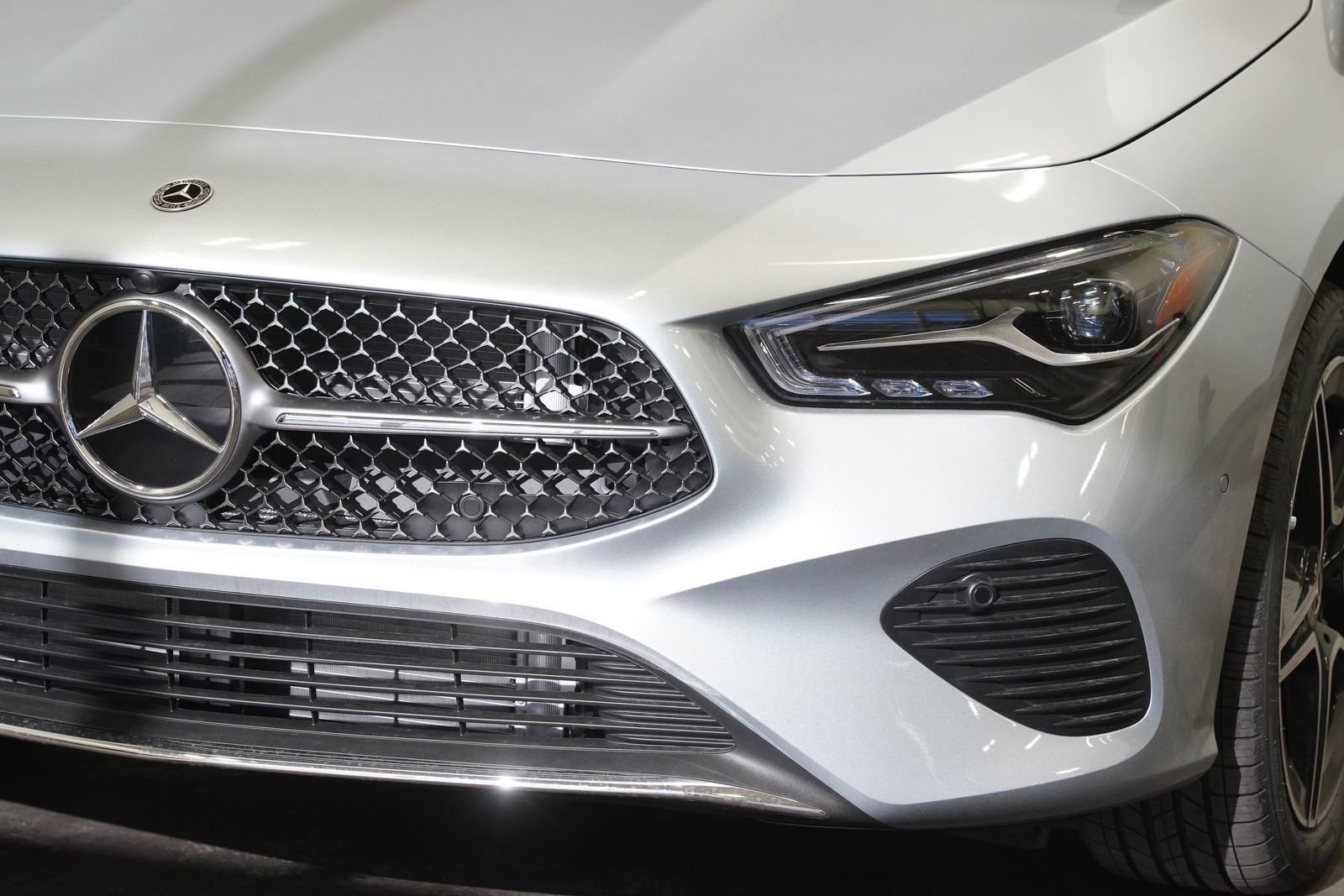 New 2026 Mercedes-Benz CLA 250 4MATIC image 11