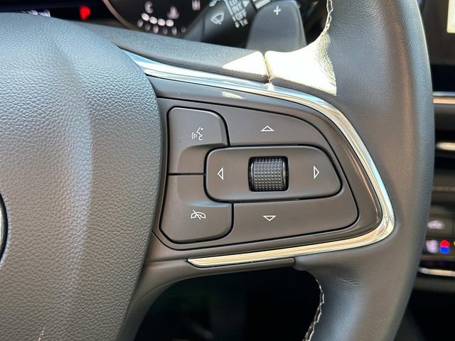 Used 2023 Buick Envision Avenir image 22