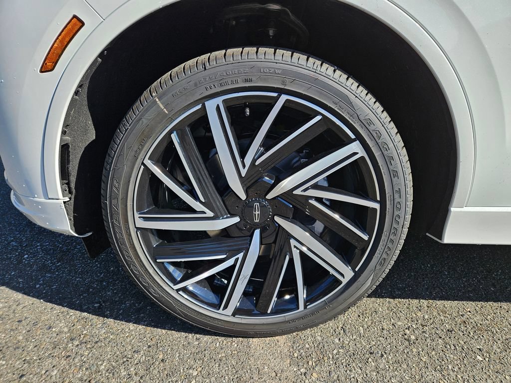 New 2026 Lincoln Aviator Black Label w/ Jet Appearance Package AWD/4WD image 10