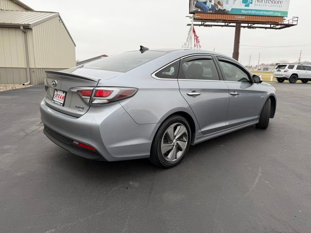 Used 2016 Hyundai Sonata Limited w/ Option Group 02 image 8