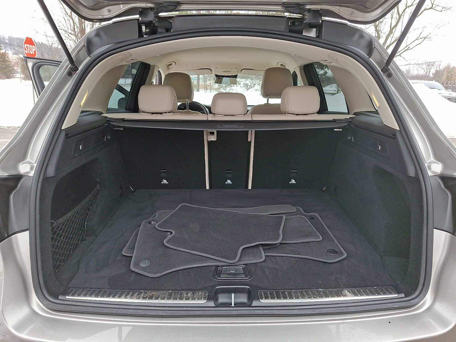 Certified 2022 Mercedes-Benz GLC 300 4MATIC image 25