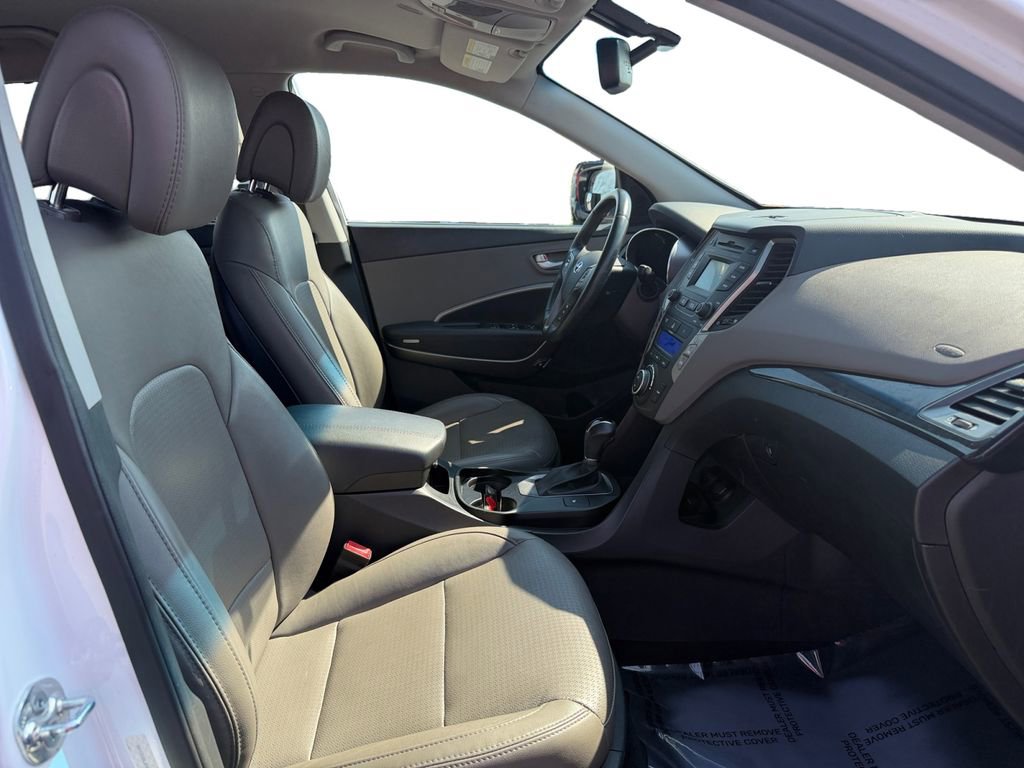Used 2015 Hyundai Santa Fe Sport w/ Option Group 03 image 17