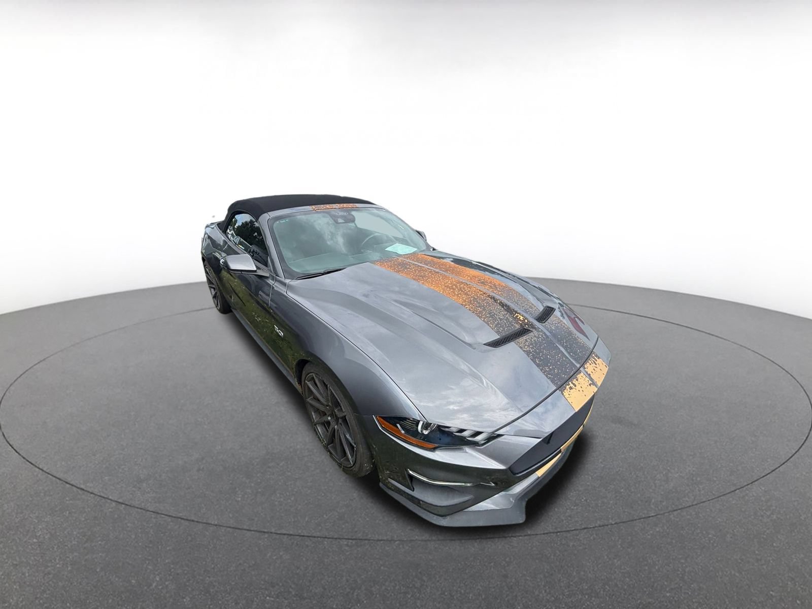 Used 2022 Ford Mustang GT Premium w/ GT Performance Package RWD image 2