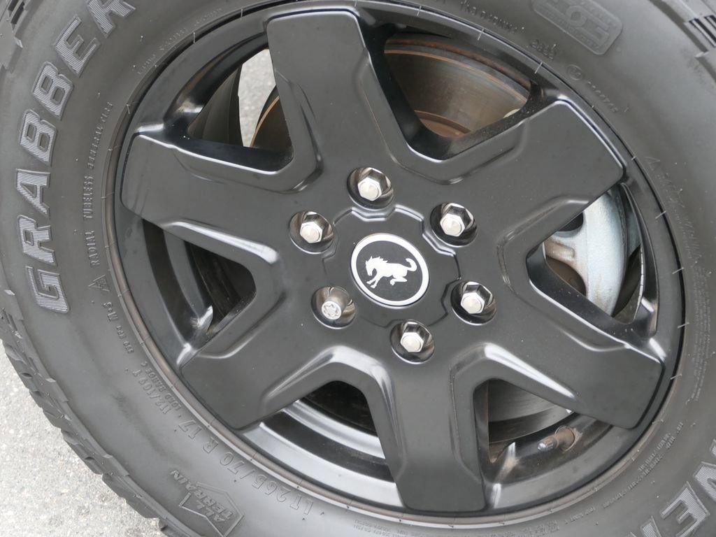 Used 2022 Ford Bronco Black Diamond AWD/4WD image 12