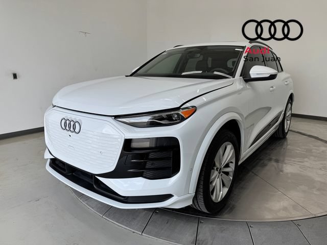 Used 2025 Audi Q6 e-tron Premium w/ Convenience Package RWD image 2