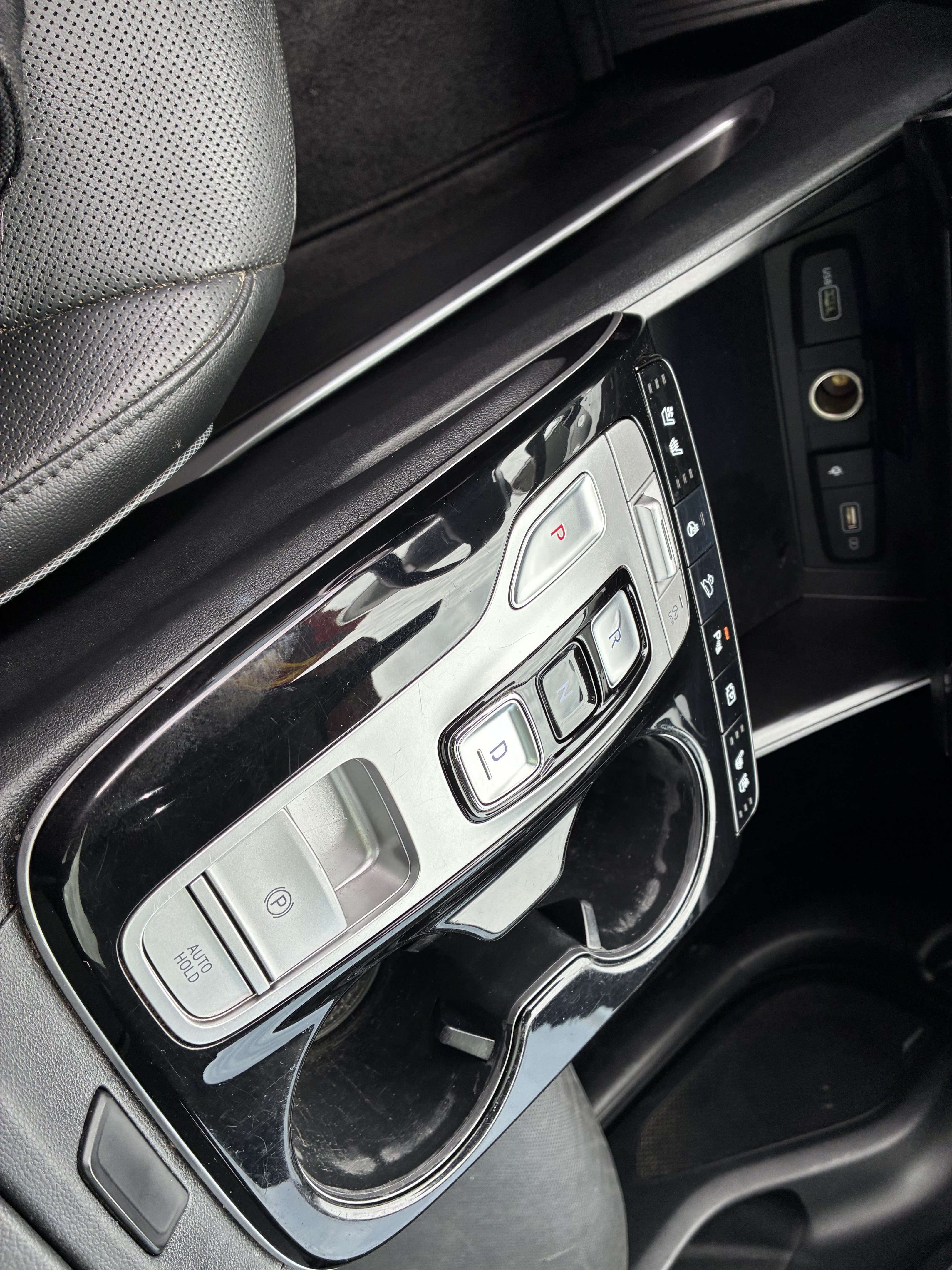 Used 2022 Hyundai Tucson Limited FWD image 34