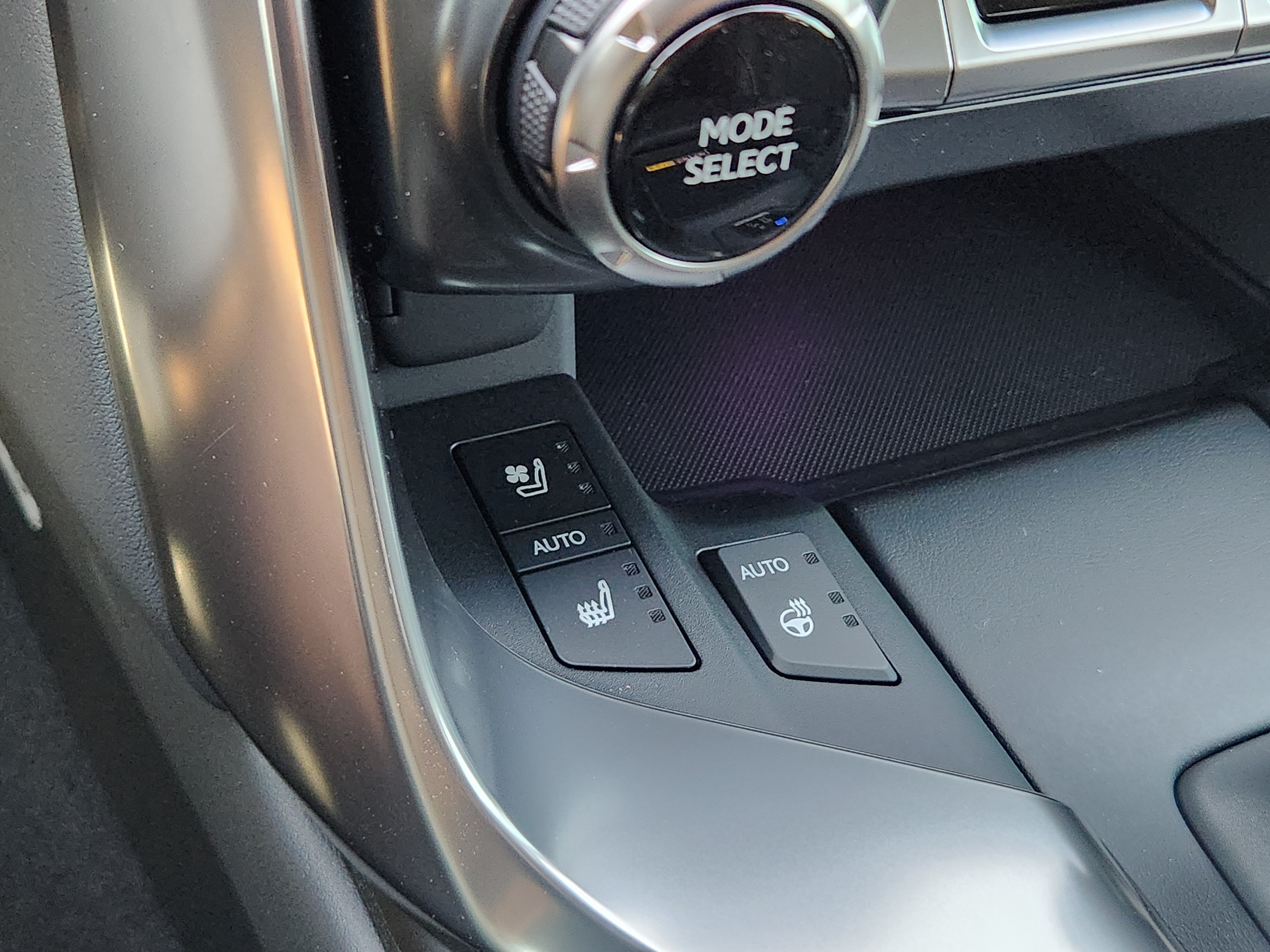New 2026 Lexus LX 700h Luxury w/ Appearance Package AWD/4WD image 15
