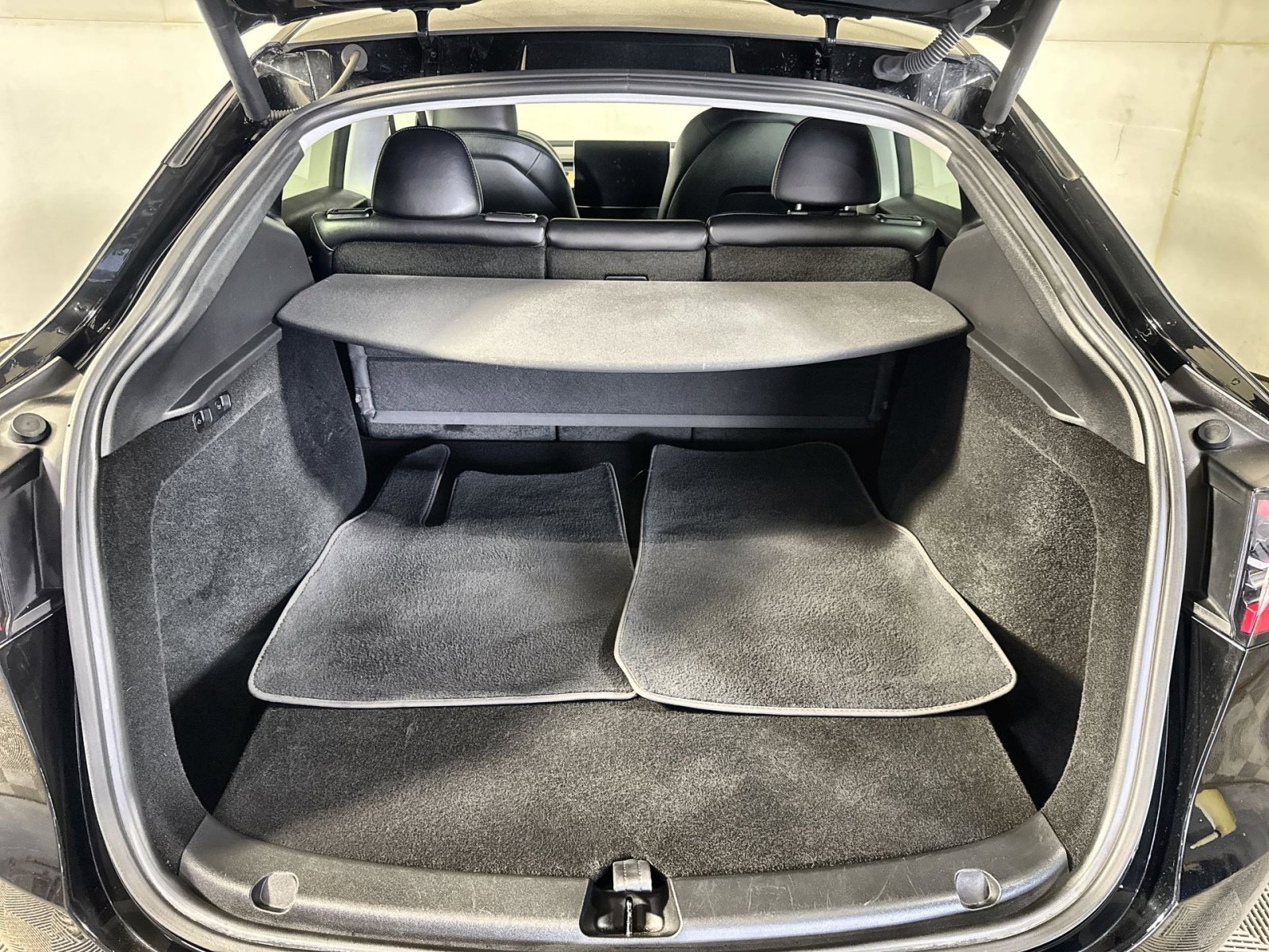 Used 2024 Tesla Model Y Long Range image 27