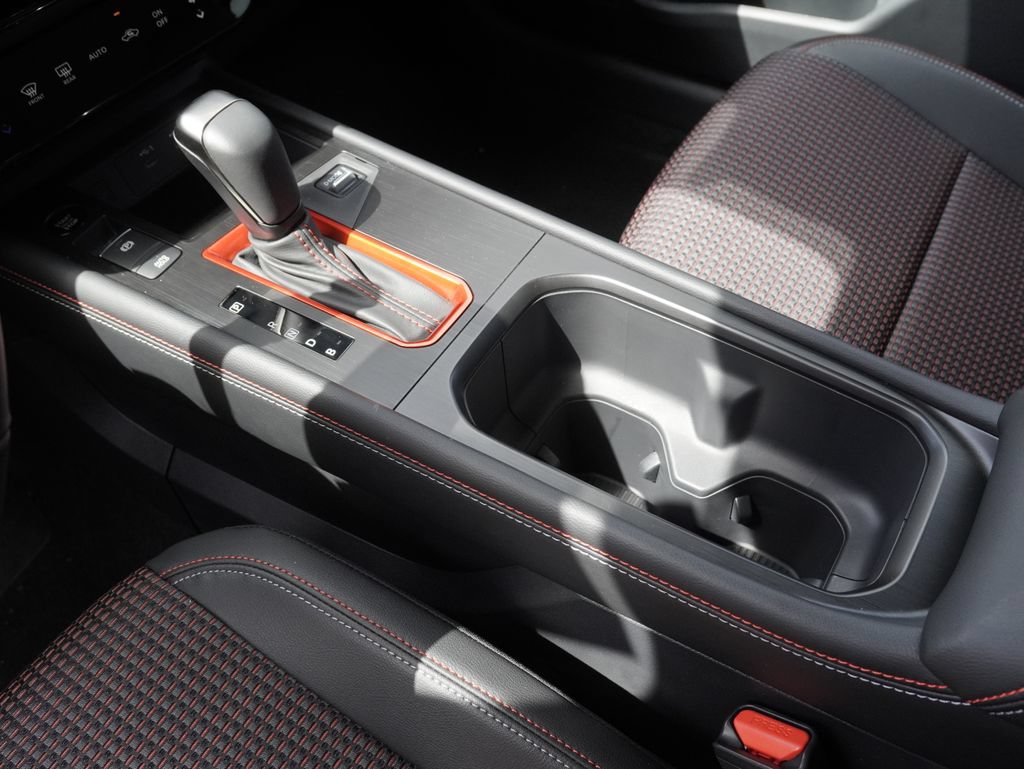 New 2026 Nissan Kicks SR FWD image 14