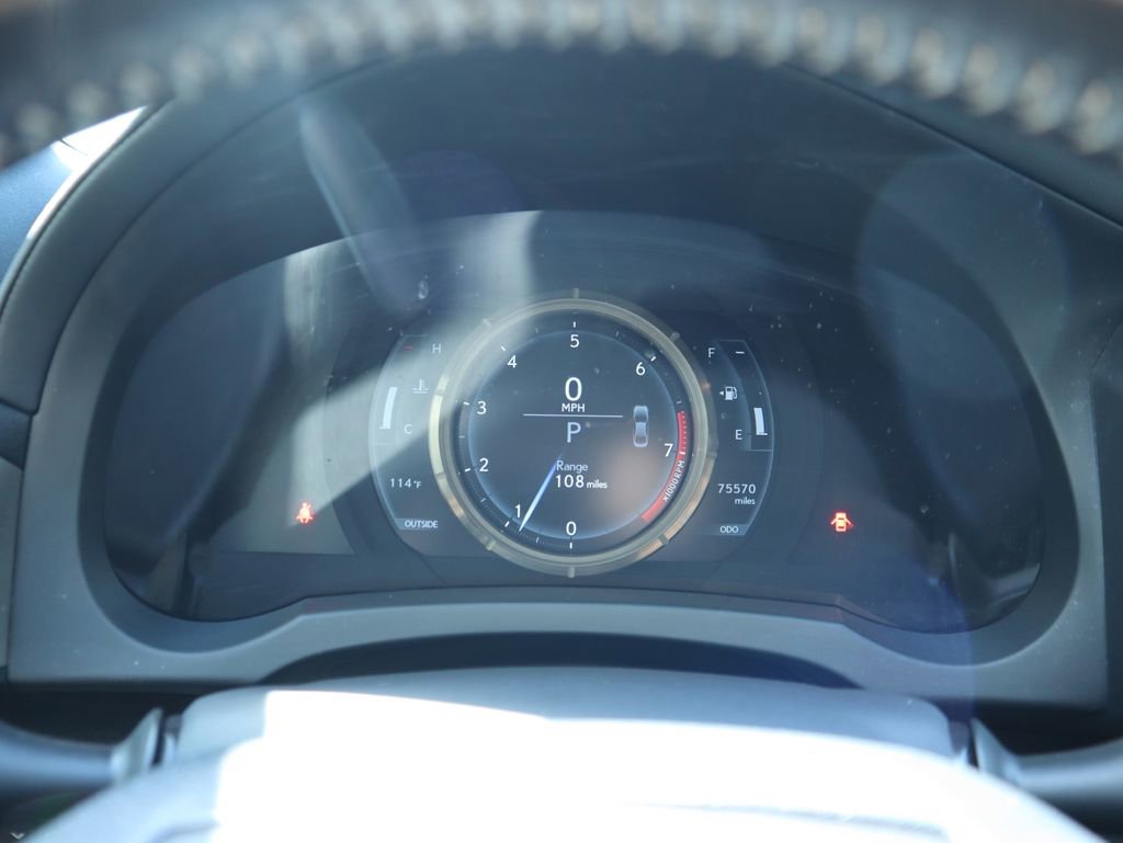 Used 2016 Lexus IS 350 w/ F Sport Package RWD image 18
