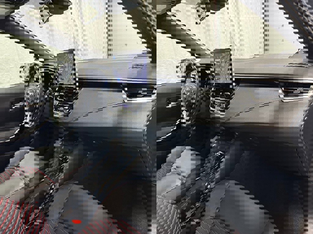 Used 2025 Toyota Corolla XSE image 61