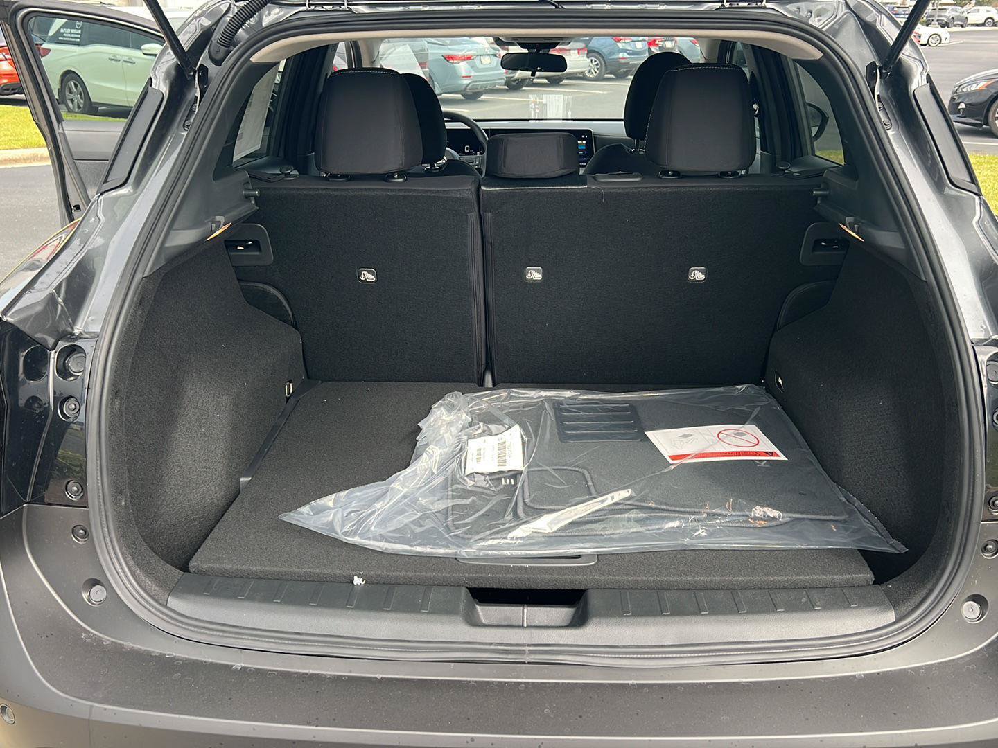 New 2026 Nissan Kicks SV FWD image 31