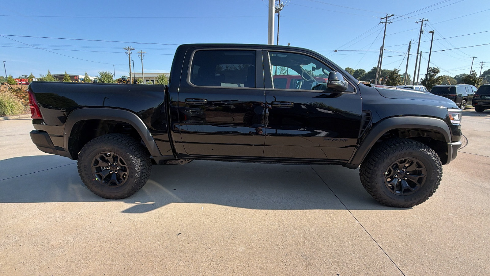 New 2027 RAM 1500 4x4 Crew Cab image 7