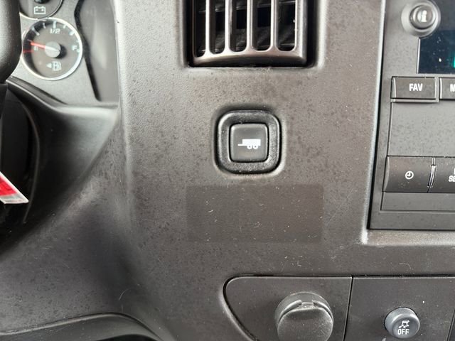 Used 2024 Chevrolet Express 2500 w/ Driver Convenience Package image 21