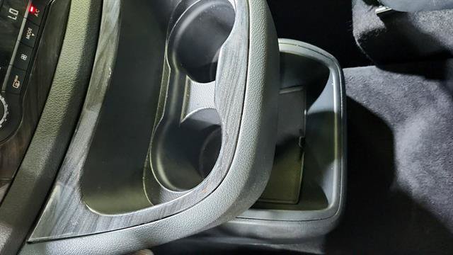 Used 2016 Mercedes-Benz Metris Passenger image 15