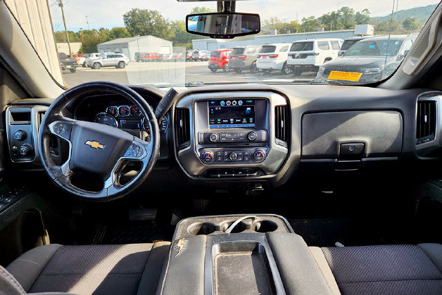 Used 2018 Chevrolet Silverado 1500 LT w/ All Star Edition AWD/4WD image 7