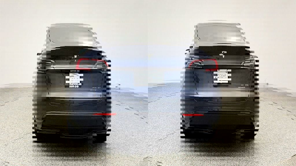 Used 2023 Tesla Model Y Long Range image 6