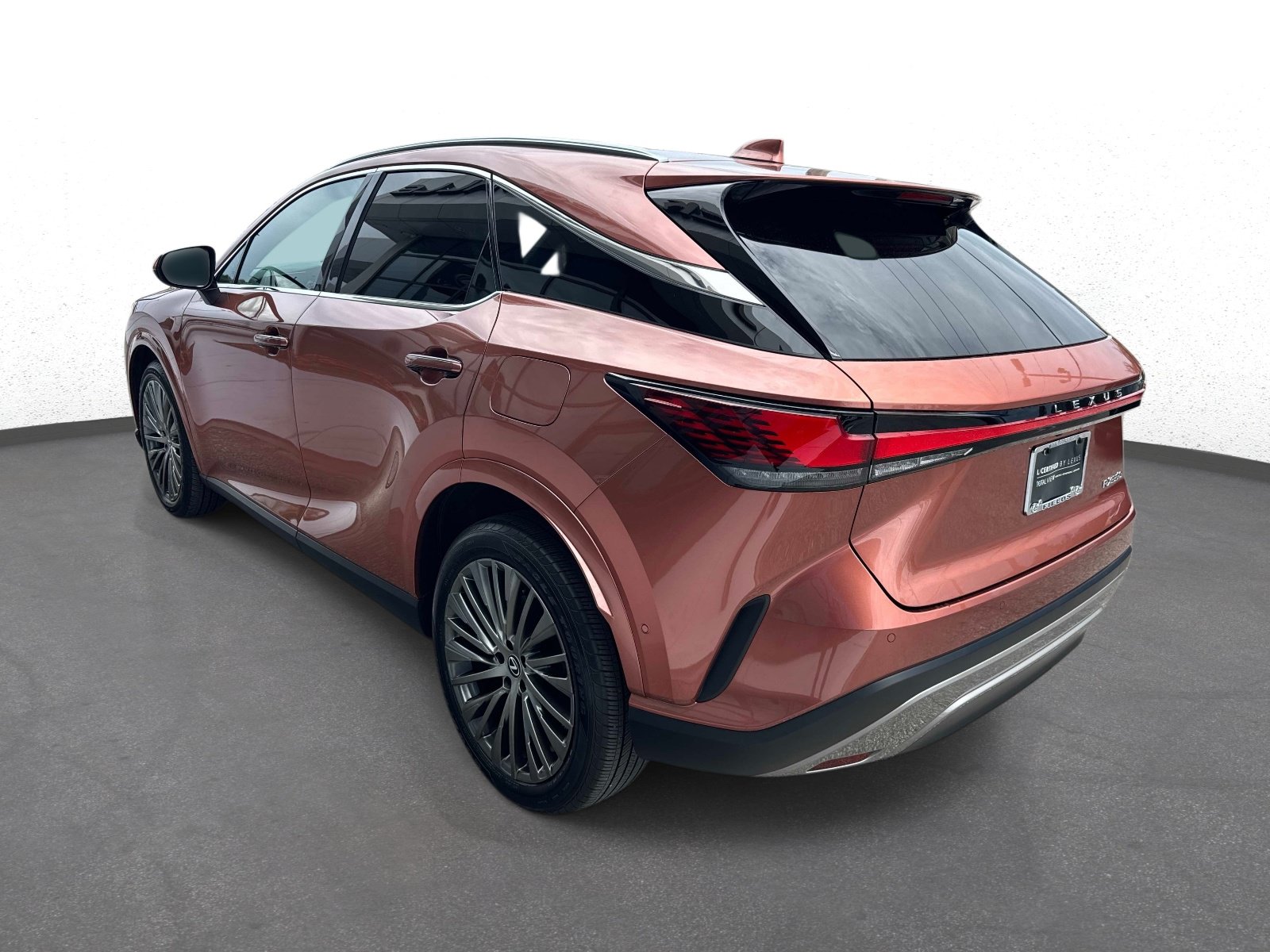 Used 2023 Lexus RX 350 FWD w/ Cold Area Package image 5