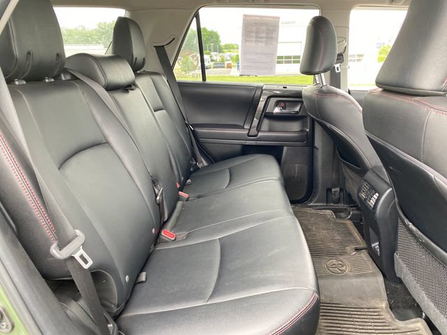 Used 2022 Toyota 4Runner TRD Off-Road Premium w/ Moonroof Package AWD/4WD image 14