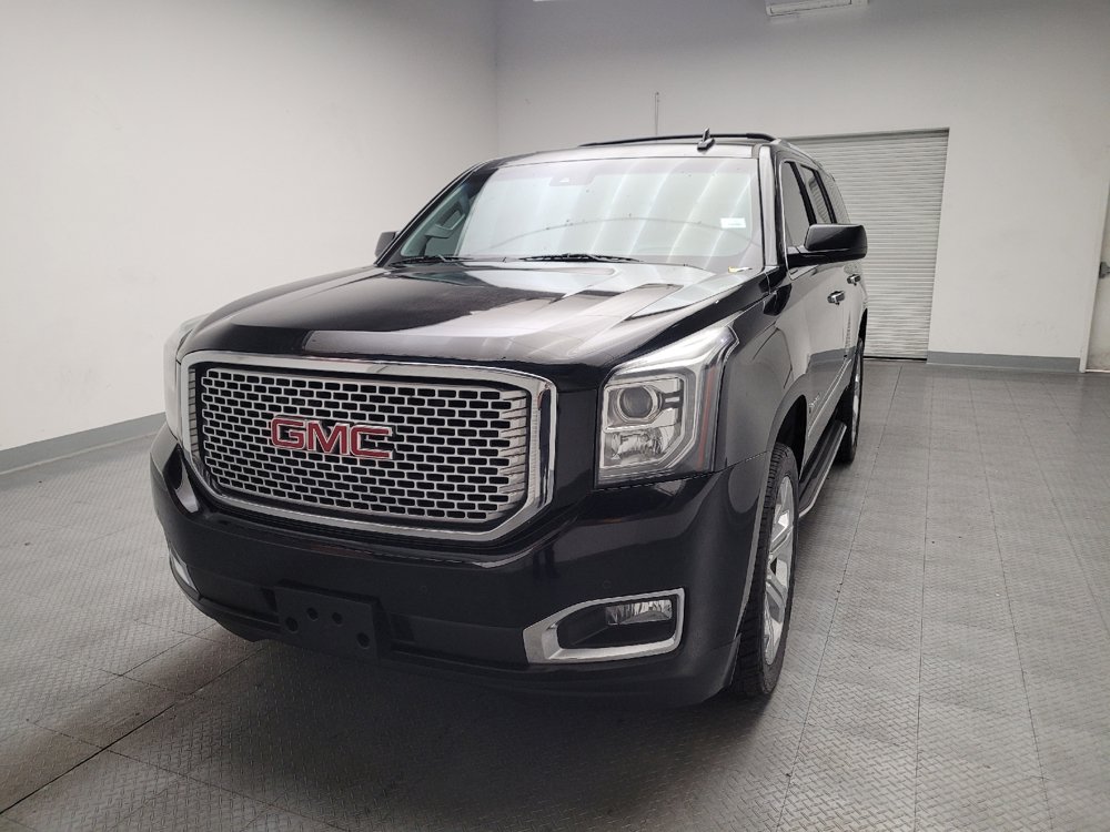 Used 2017 GMC Yukon Denali w/ Open Road Package AWD/4WD image 15