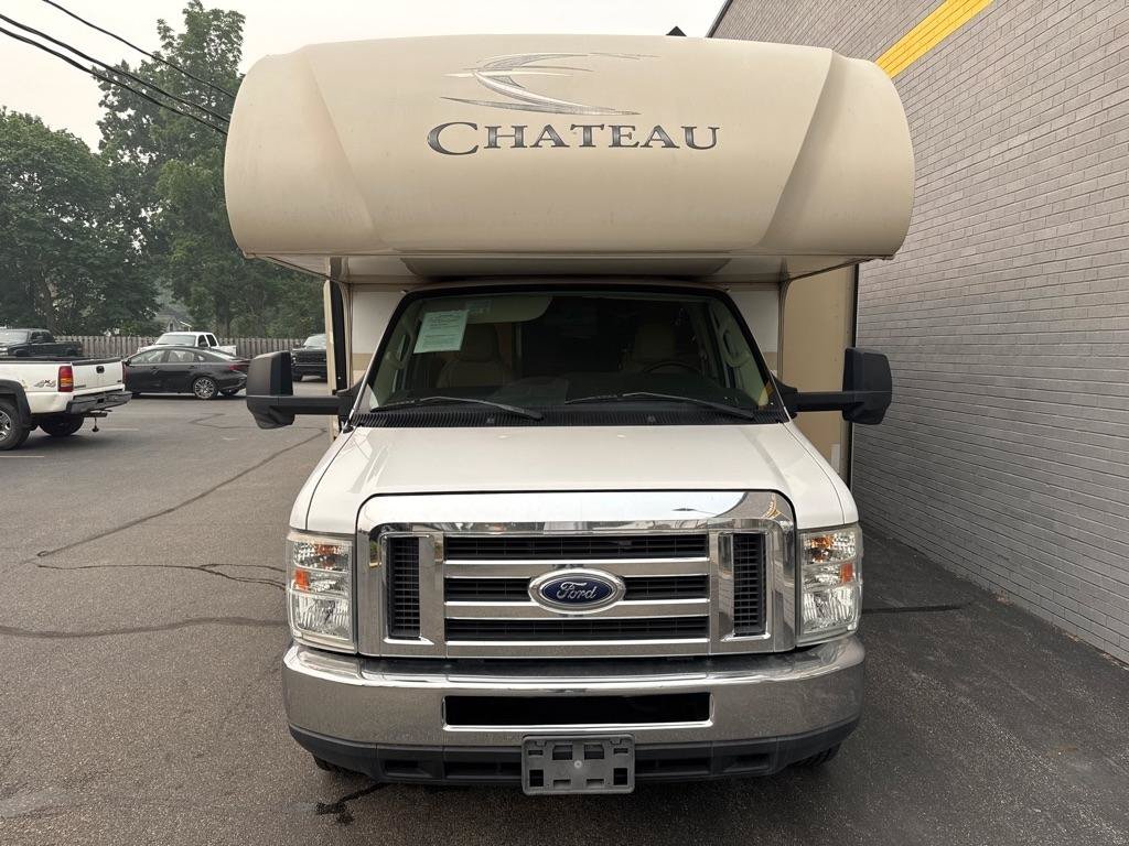 Used 2016 Ford E-450 and Econoline 450 Super Duty w/ Motorhome Prep Package RWD image 2
