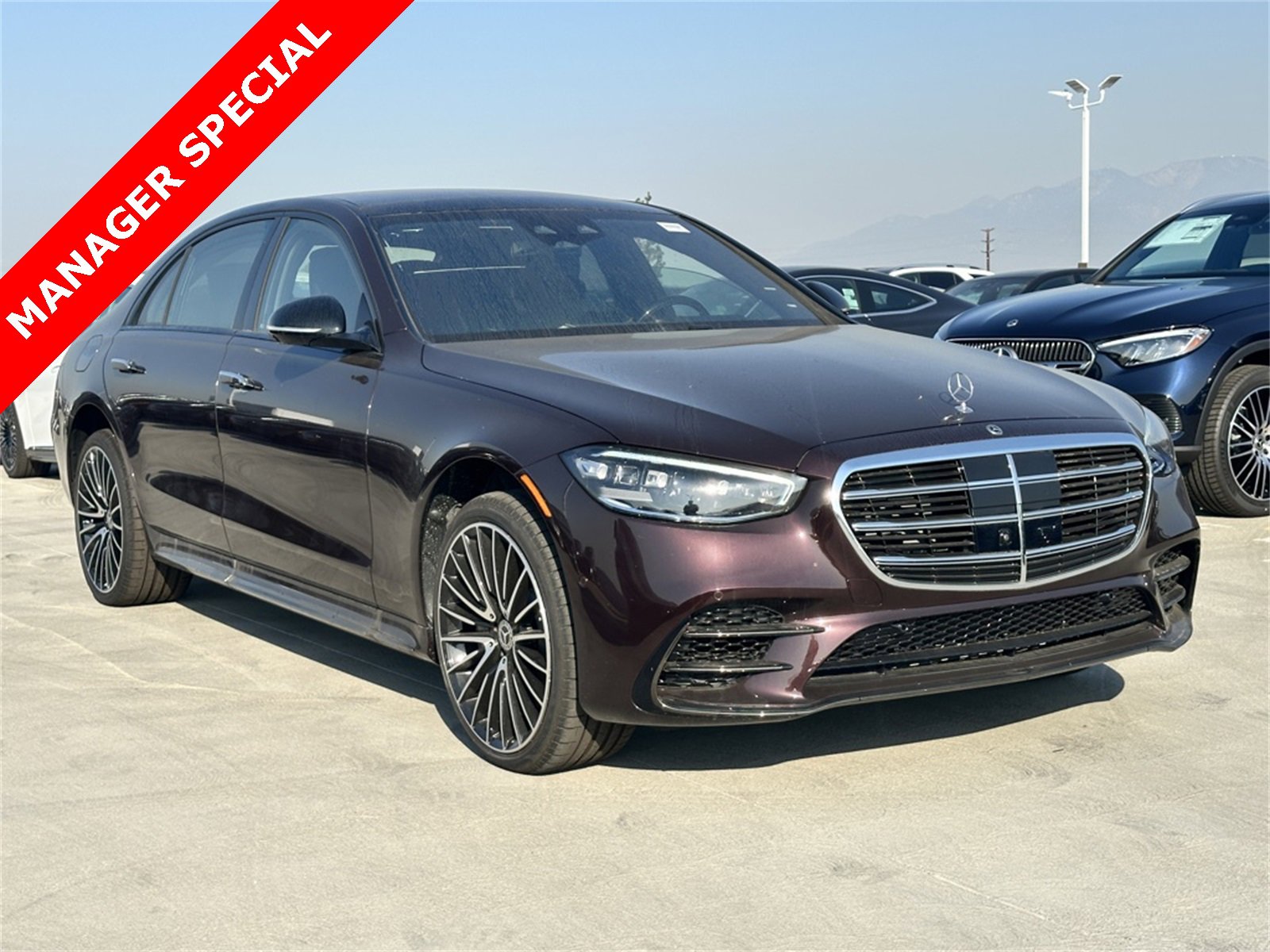 Used 2024 Mercedes-Benz S 580 4MATIC Sedan image 1