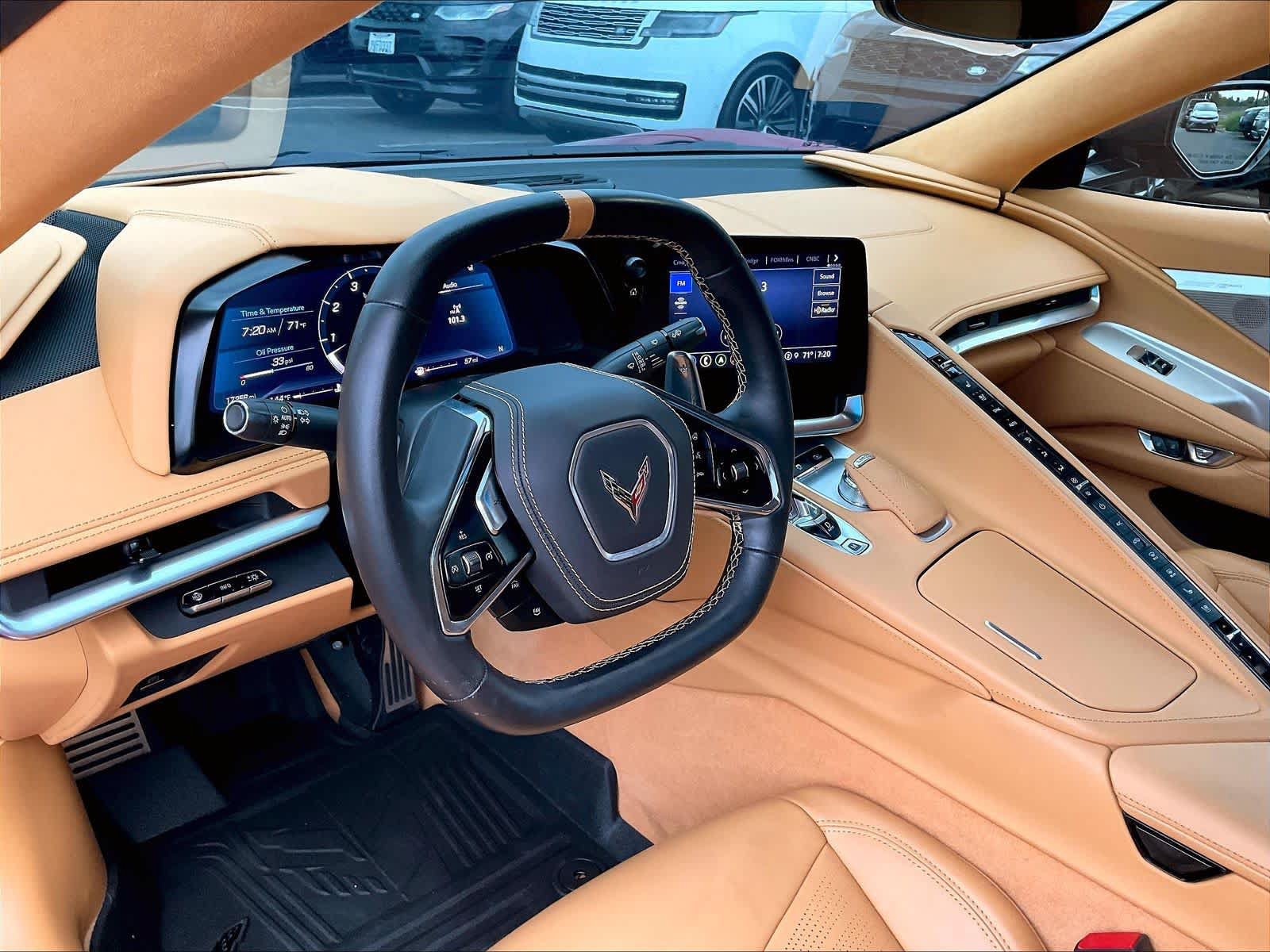 Used 2021 Chevrolet Corvette Stingray Premium Cpe w/ Z51 Performance Package RWD image 16