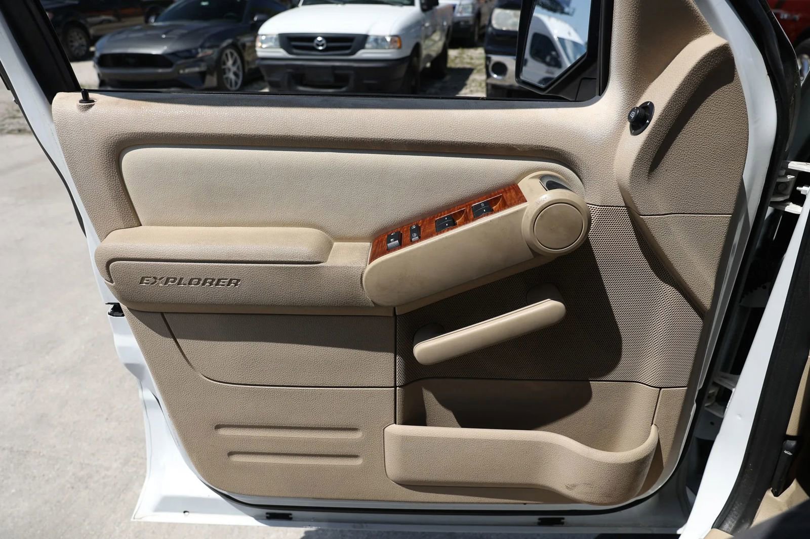 Used 2006 Ford Explorer Eddie Bauer AWD/4WD image 36