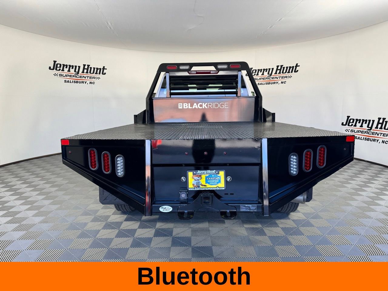 Used 2025 Chevrolet Silverado 3500 W/T image 7