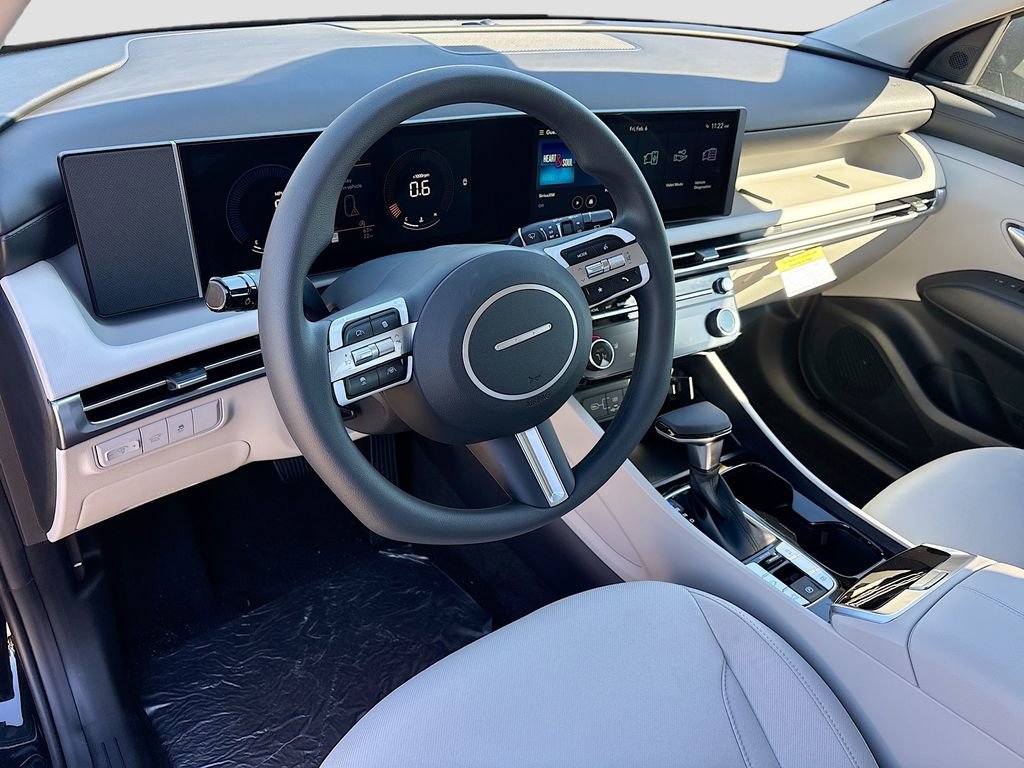 New 2026 Hyundai Tucson SEL image 9