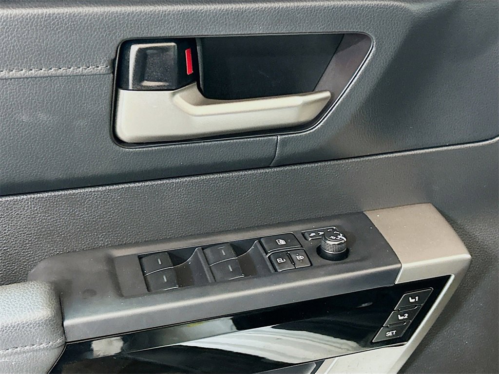 Used 2024 Toyota Tundra Limited image 15
