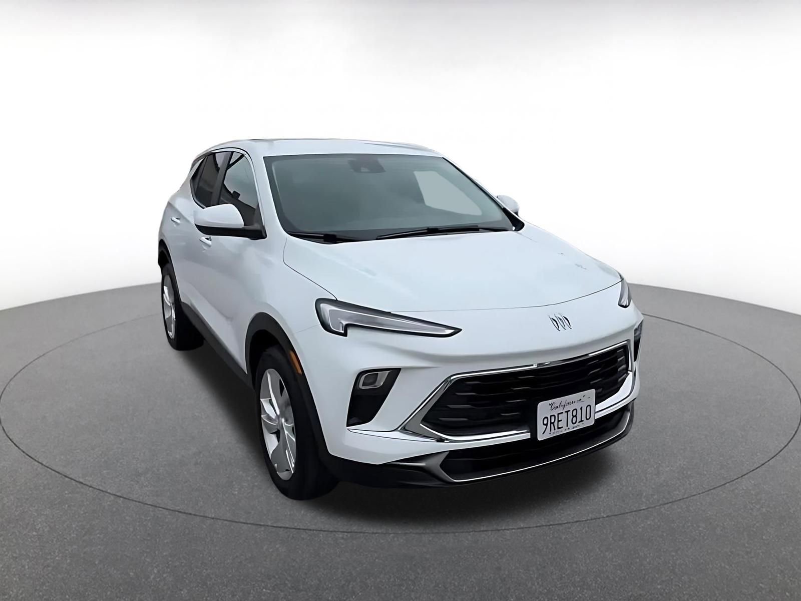 Used 2025 Buick Encore GX Preferred FWD image 3