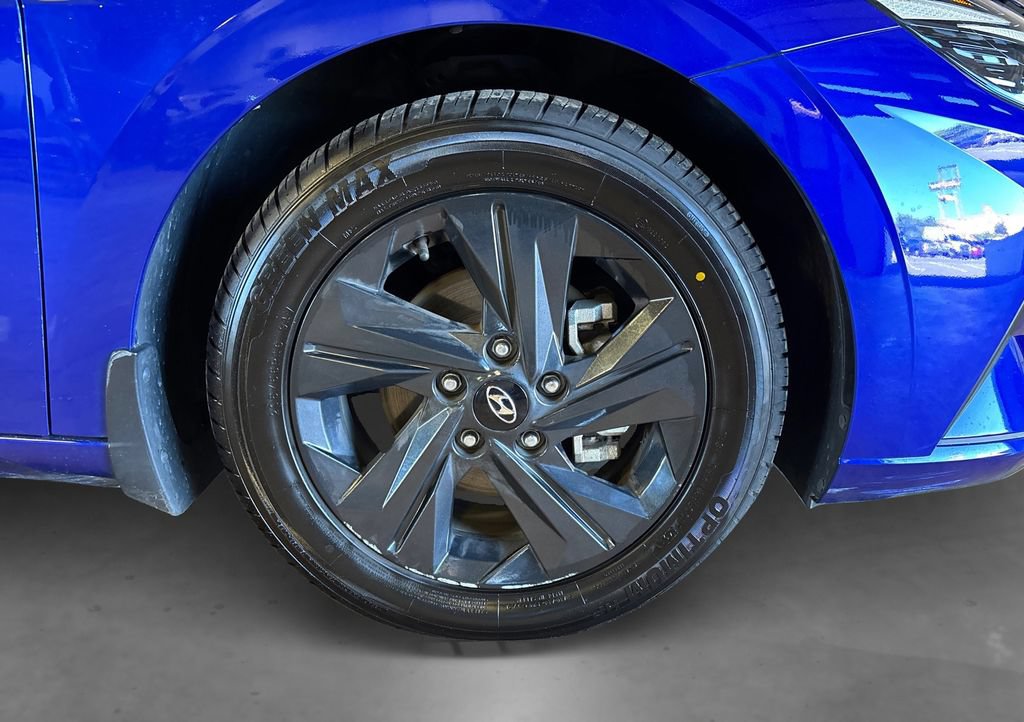 Used 2023 Hyundai Elantra SEL FWD image 19